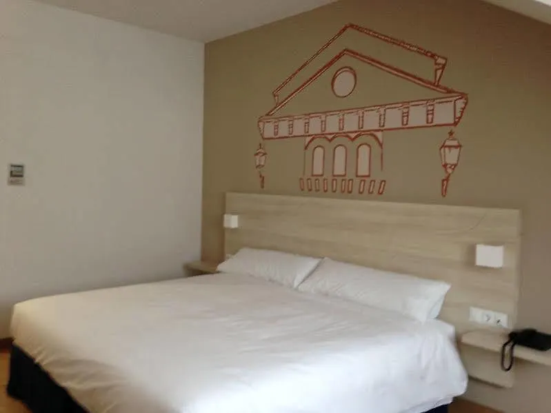 Hotel Balneario De Graena